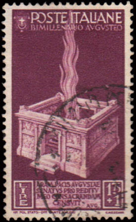 Italy 385 Used